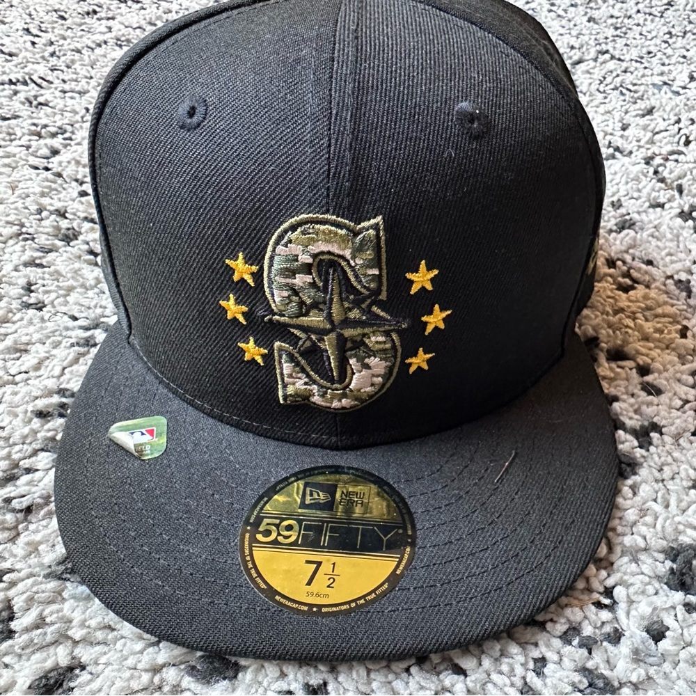 Seattle Mariners Armed Forces Day New Era 59FIFTY size 7 1/2